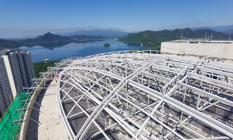 龍山東路酒店